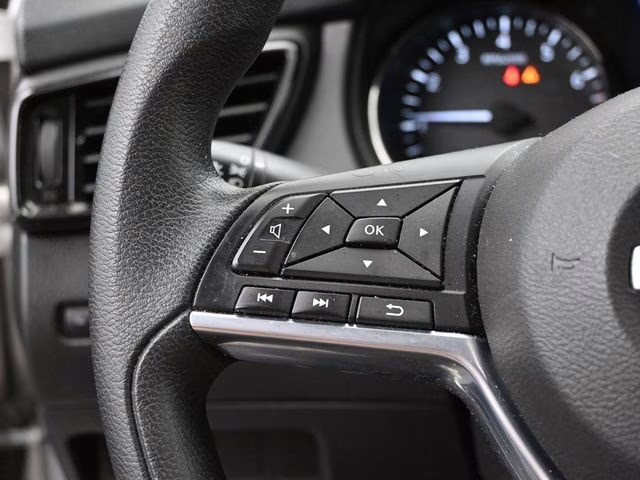 2022 Brilliant Silver Metallic Nissan Rogue Sport S FWD SUV