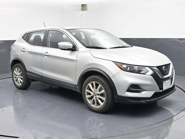 2022 Brilliant Silver Metallic Nissan Rogue Sport S FWD SUV