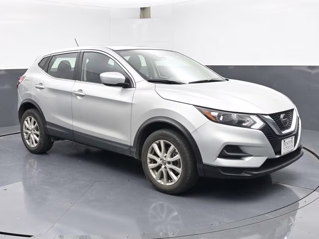 2022 Brilliant Silver Metallic Nissan Rogue Sport S FWD SUV