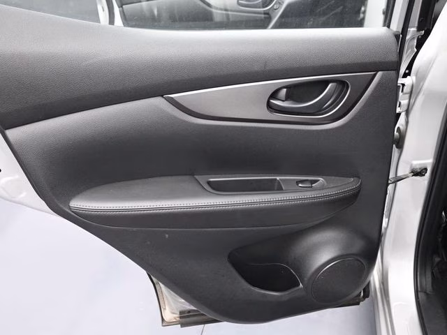 2022 Brilliant Silver Metallic Nissan Rogue Sport S FWD SUV