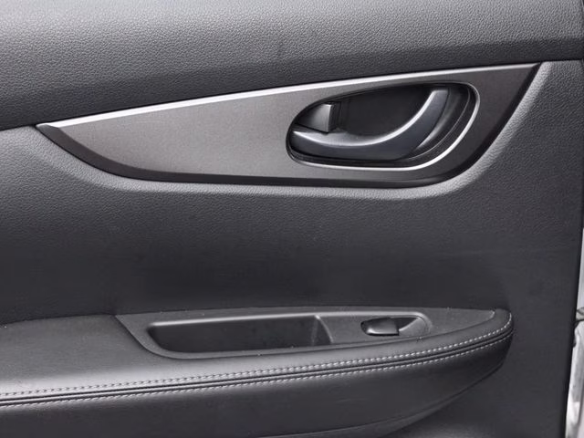 2022 Brilliant Silver Metallic Nissan Rogue Sport S FWD SUV