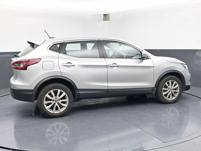 2022 Brilliant Silver Metallic Nissan Rogue Sport S FWD SUV
