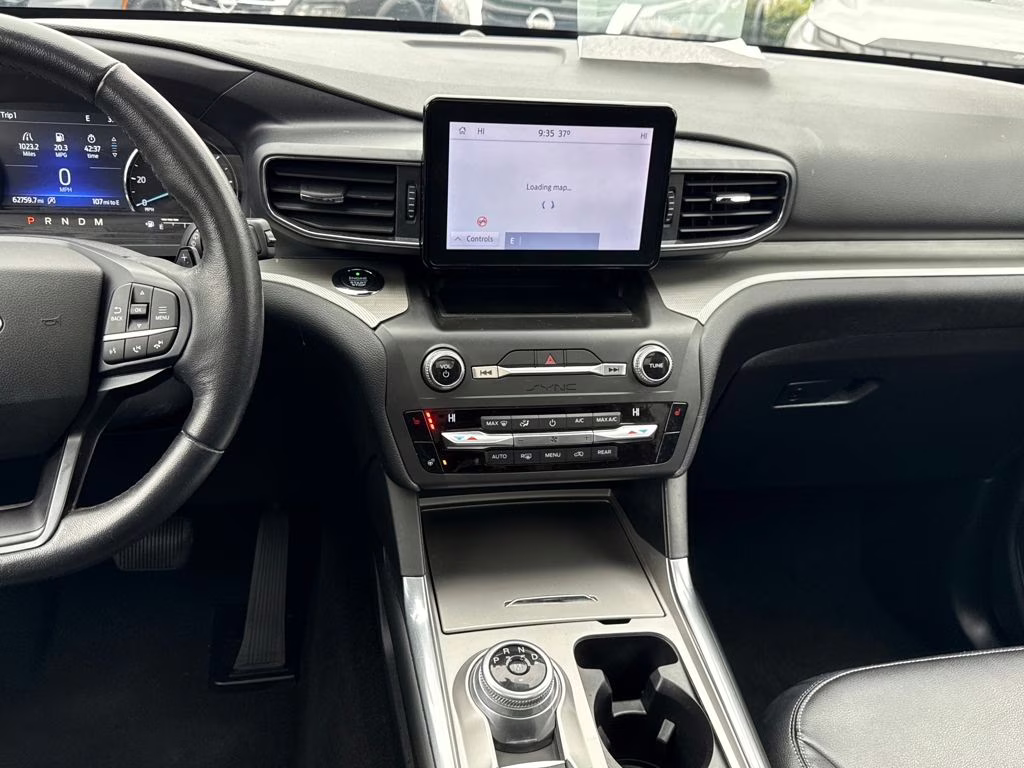 2020 Silver Metallic Ford Explorer XLT 4X4 SUV