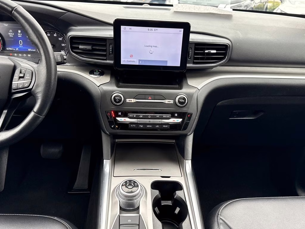 2020 Silver Metallic Ford Explorer XLT 4X4 SUV