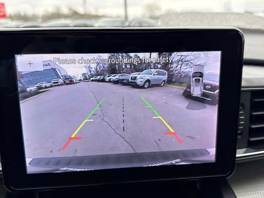 2020 Silver Metallic Ford Explorer XLT 4X4 SUV