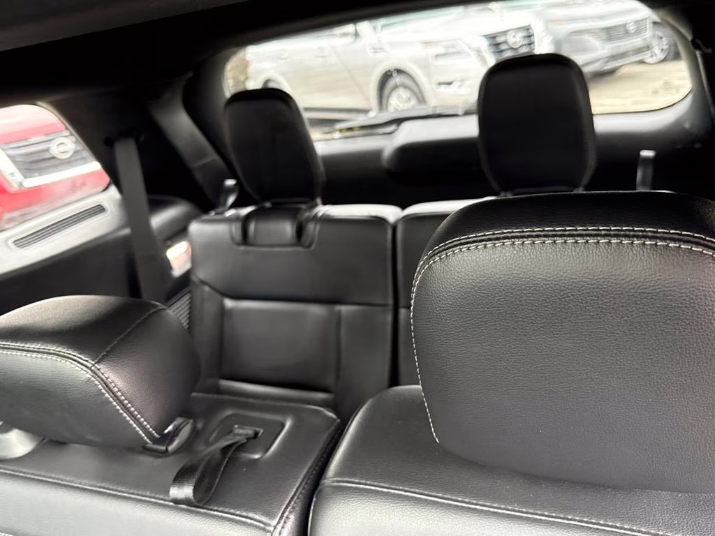 2020 Silver Metallic Ford Explorer XLT 4X4 SUV