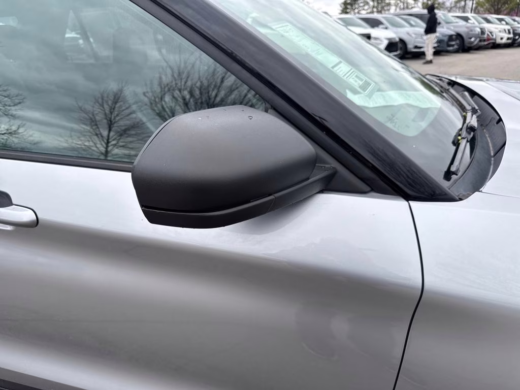 2020 Silver Metallic Ford Explorer XLT 4X4 SUV