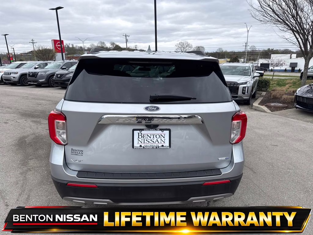 2020 Silver Metallic Ford Explorer XLT 4X4 SUV