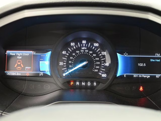 2024 Gray Metallic Ford Edge SEL AWD SUV