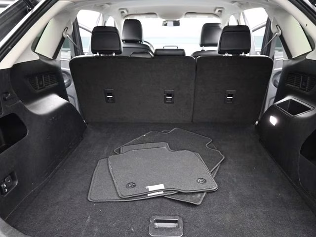 2024 Gray Metallic Ford Edge SEL AWD SUV