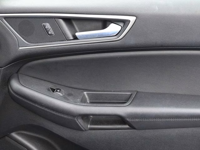 2024 Gray Metallic Ford Edge SEL AWD SUV