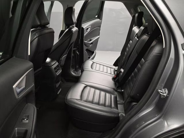 2024 Gray Metallic Ford Edge SEL AWD SUV