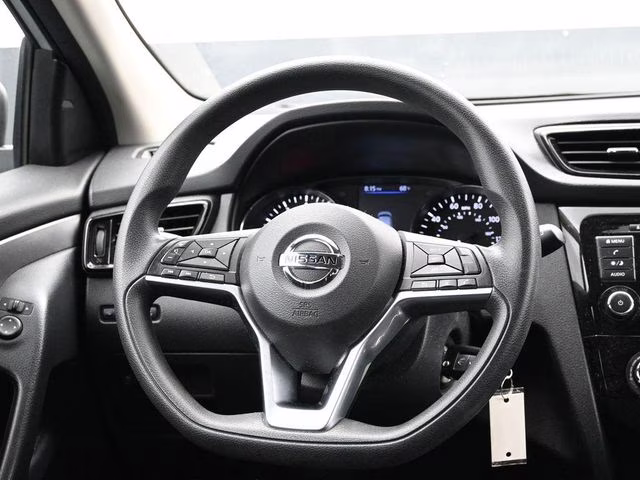 2022 Brilliant Silver Metallic Nissan Rogue Sport S FWD SUV