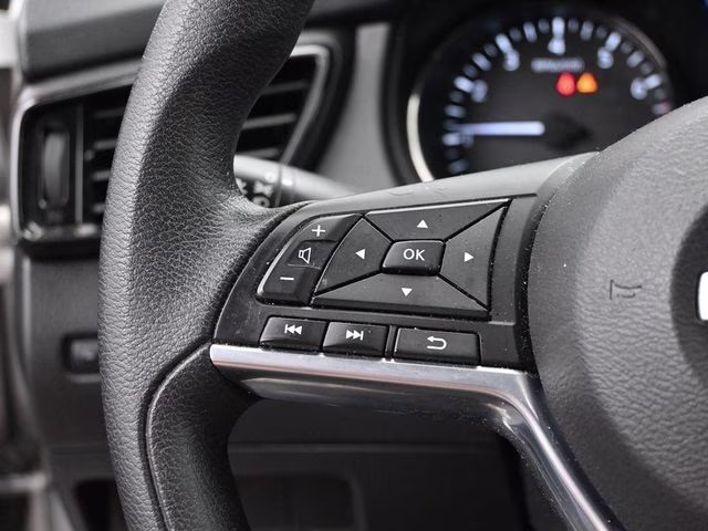 2022 Brilliant Silver Metallic Nissan Rogue Sport S FWD SUV