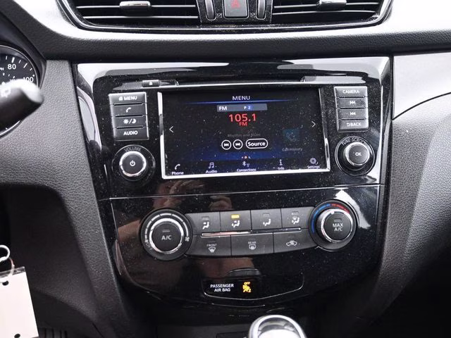 2022 Brilliant Silver Metallic Nissan Rogue Sport S FWD SUV