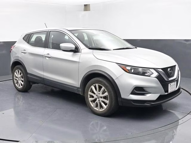 2022 Brilliant Silver Metallic Nissan Rogue Sport S FWD SUV