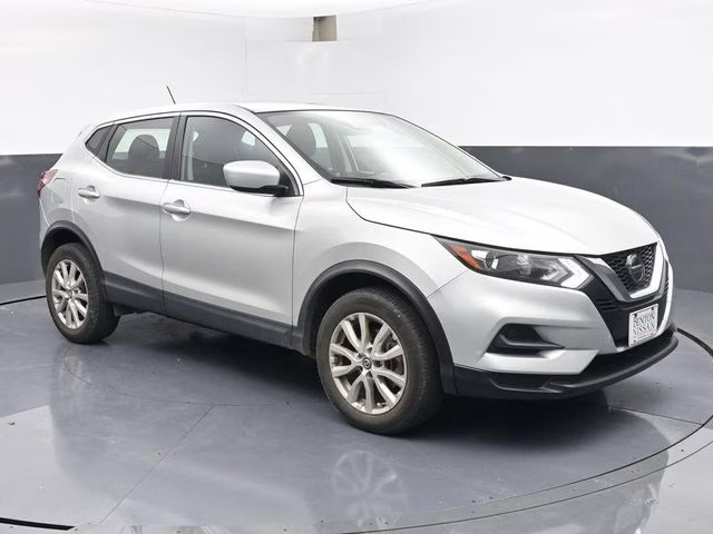 2022 Brilliant Silver Metallic Nissan Rogue Sport S FWD SUV