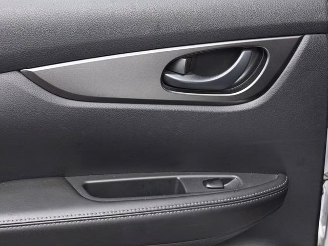 2022 Brilliant Silver Metallic Nissan Rogue Sport S FWD SUV