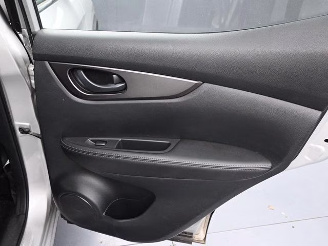 2022 Brilliant Silver Metallic Nissan Rogue Sport S FWD SUV