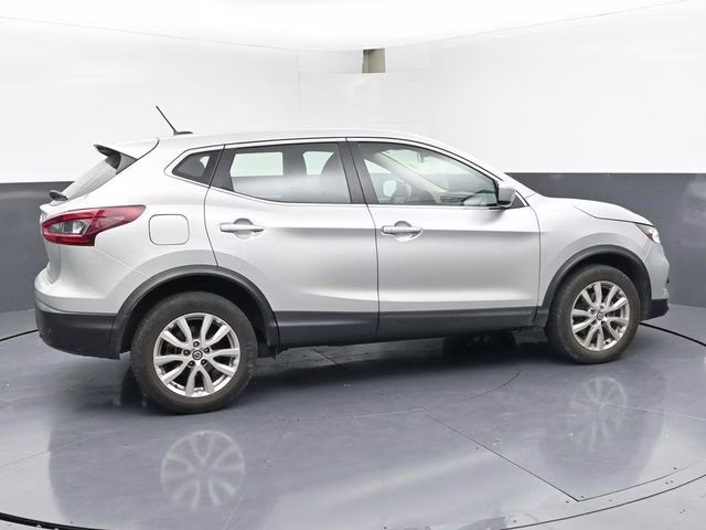 2022 Brilliant Silver Metallic Nissan Rogue Sport S FWD SUV