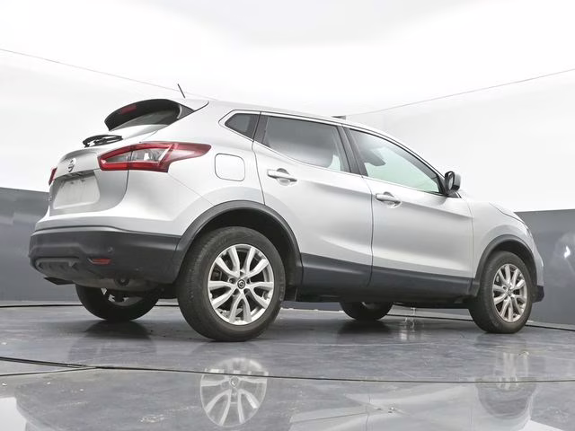 2022 Brilliant Silver Metallic Nissan Rogue Sport S FWD SUV