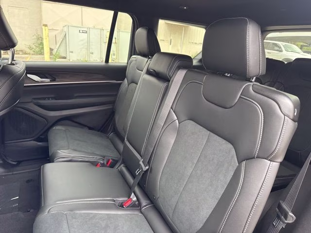 2026 Diamond Black Jeep Grand Cherokee L Altitude 4X4 SUV