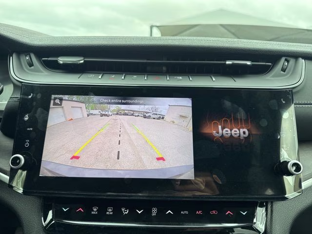 2026 Diamond Black Jeep Grand Cherokee L Altitude 4X4 SUV