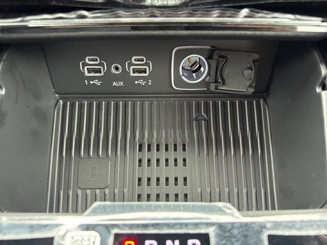 2026 Diamond Black Jeep Grand Cherokee L Altitude 4X4 SUV