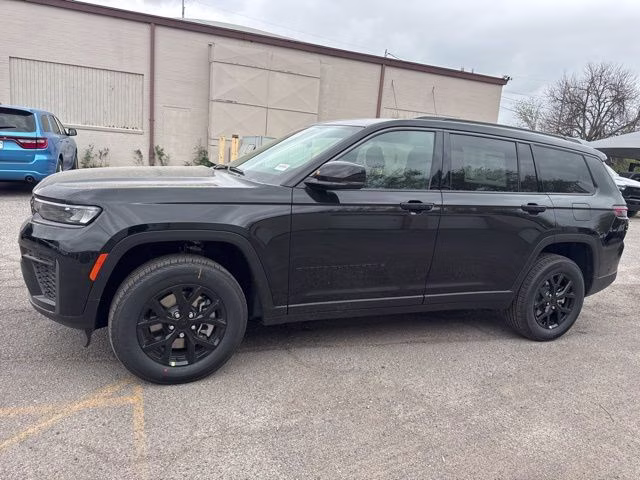 2026 Diamond Black Jeep Grand Cherokee L Altitude 4X4 SUV