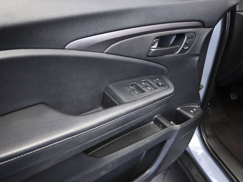 2022 Gray Honda Passport EX-L FWD SUV