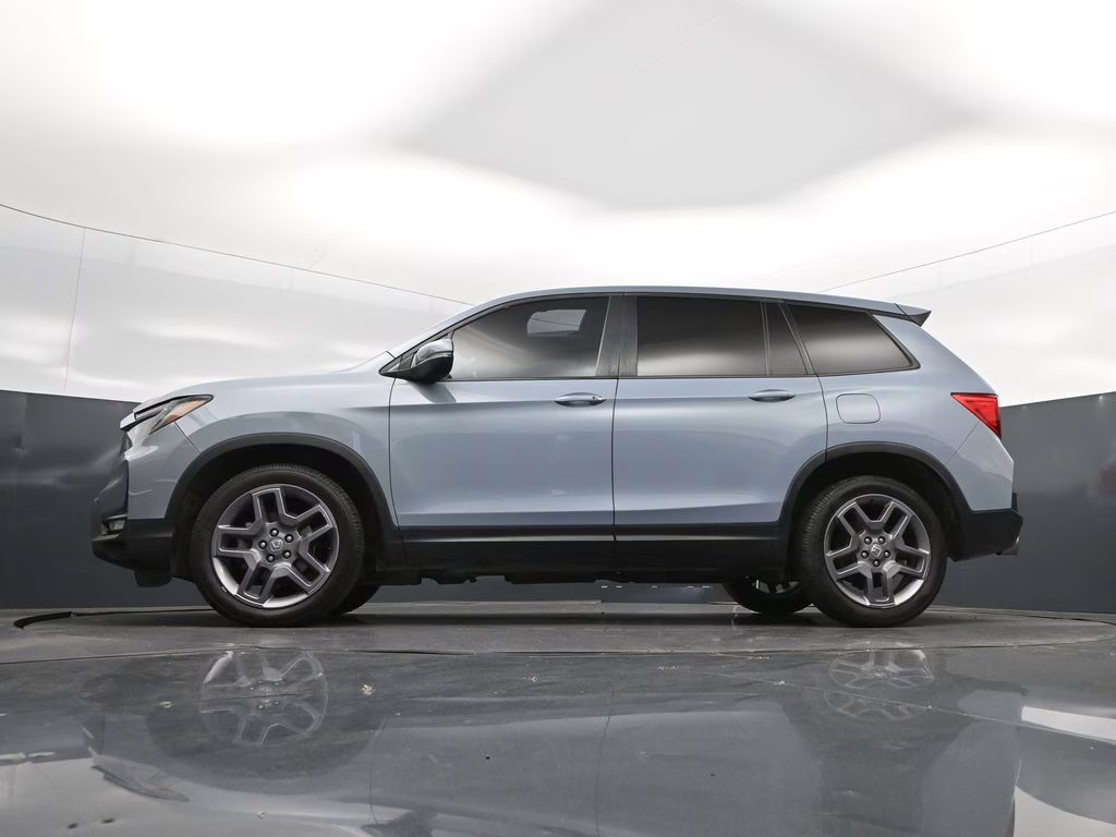 2022 Gray Honda Passport EX-L FWD SUV