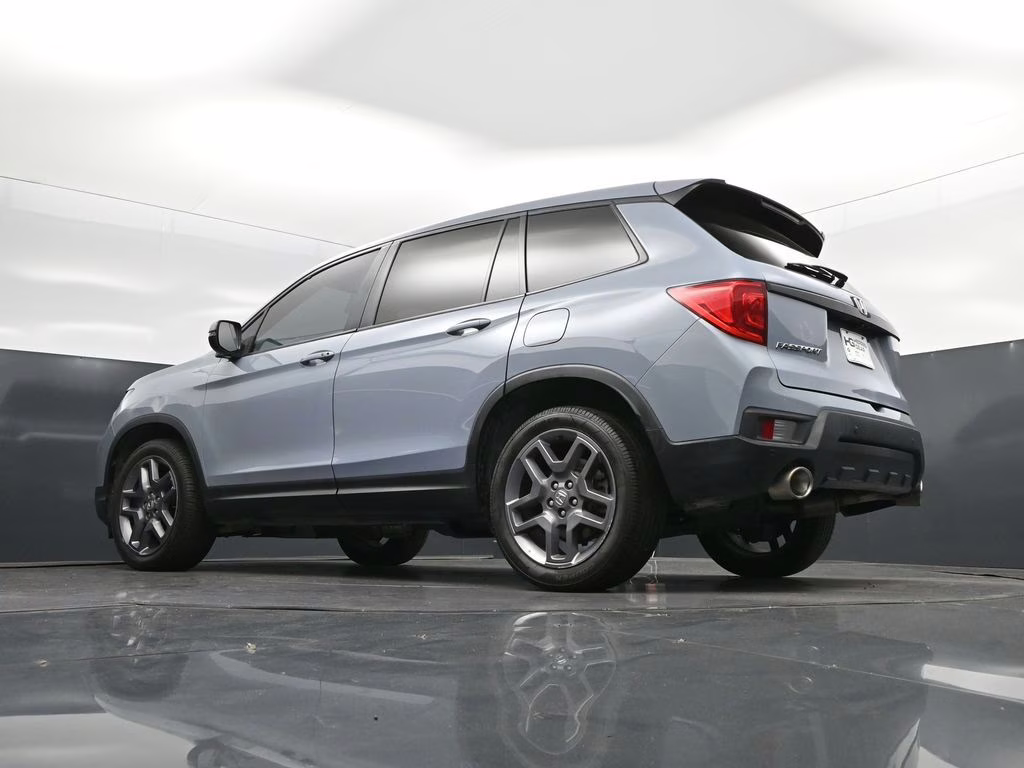 2022 Gray Honda Passport EX-L FWD SUV