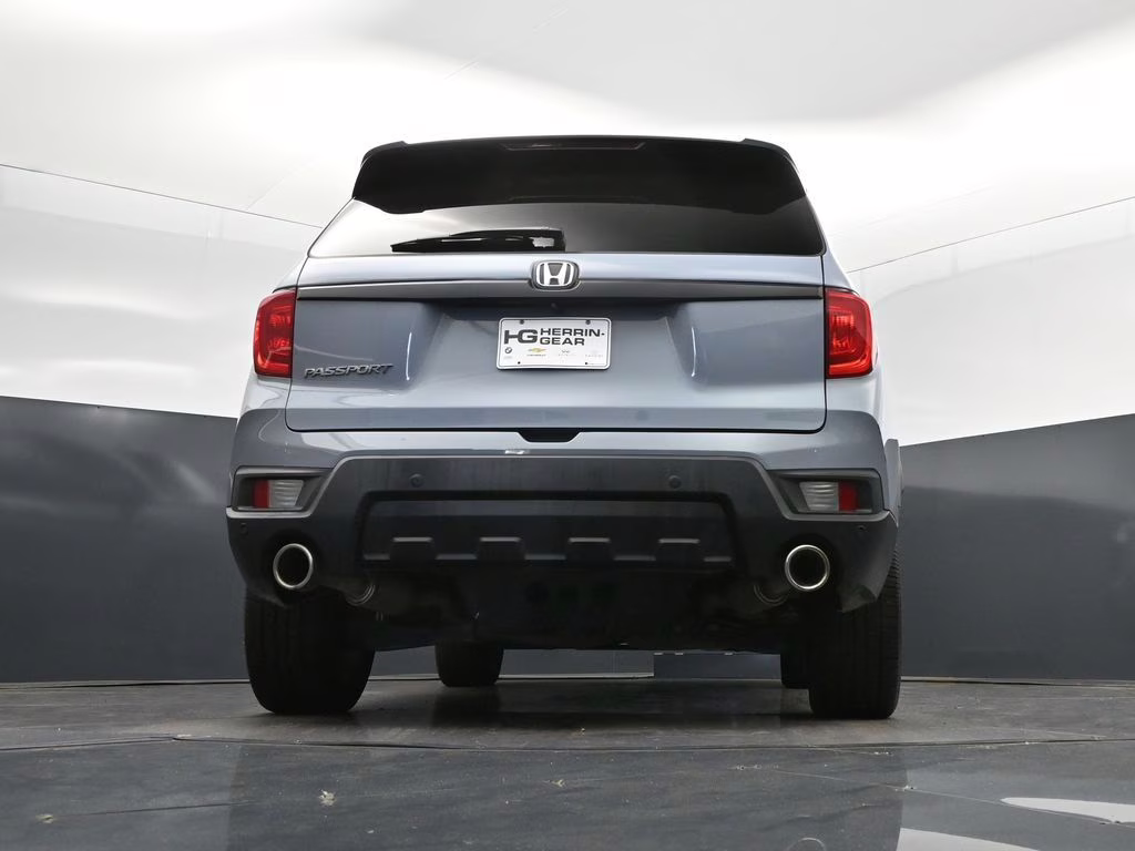 2022 Gray Honda Passport EX-L FWD SUV