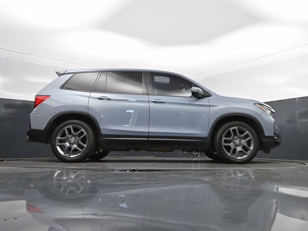 2022 Gray Honda Passport EX-L FWD SUV
