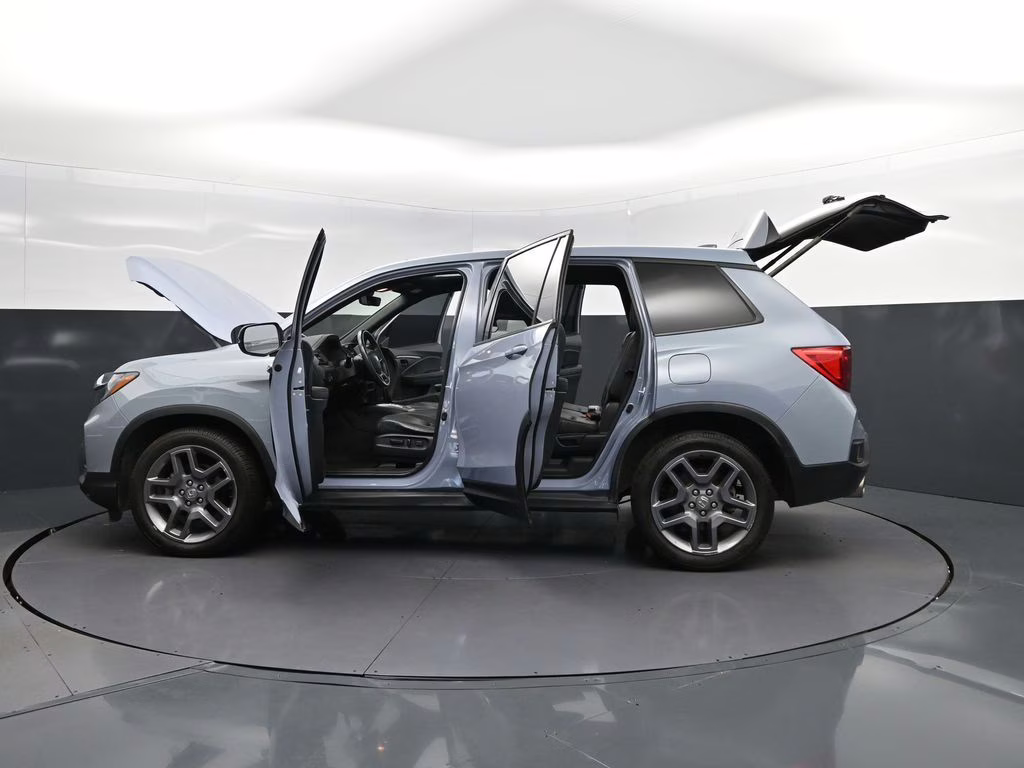2022 Gray Honda Passport EX-L FWD SUV