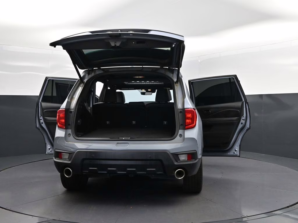 2022 Gray Honda Passport EX-L FWD SUV