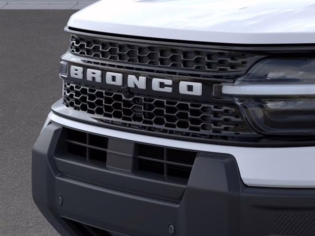 2026 White Metallic Ford Bronco Sport Outer Banks 4X4 SUV