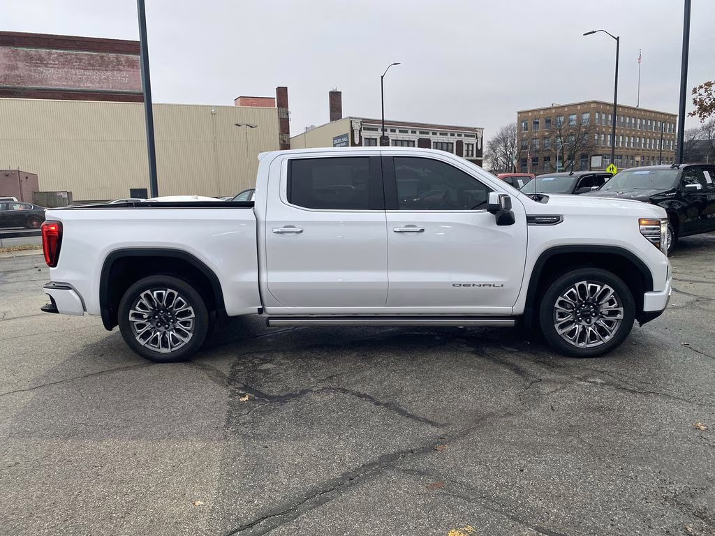 2024 White Frost Tricoat GMC Sierra 1500 Denali Ultimate 4X4 Truck