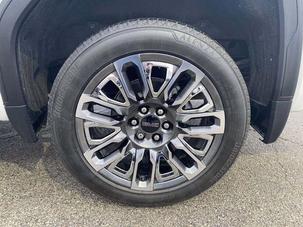 2024 White Frost Tricoat GMC Sierra 1500 Denali Ultimate 4X4 Truck