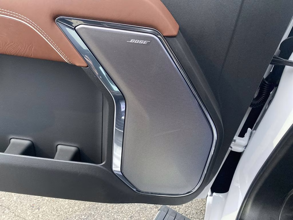 2024 White Frost Tricoat GMC Sierra 1500 Denali Ultimate 4X4 Truck