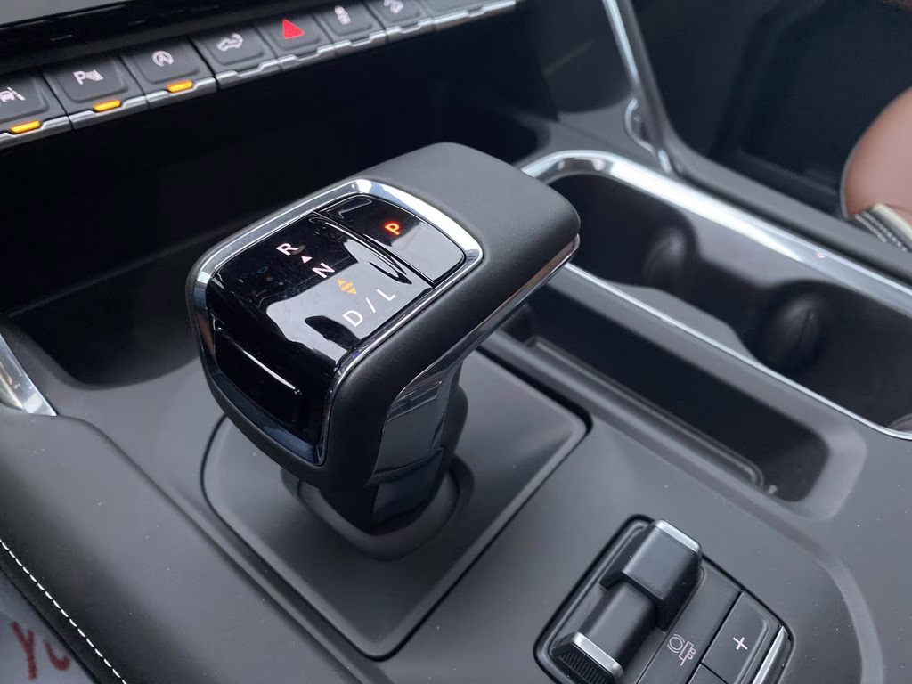 2024 White Frost Tricoat GMC Sierra 1500 Denali Ultimate 4X4 Truck