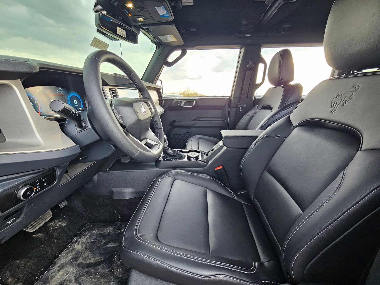 2026 Avalanche Ford Bronco Outer Banks 4X4 SUV