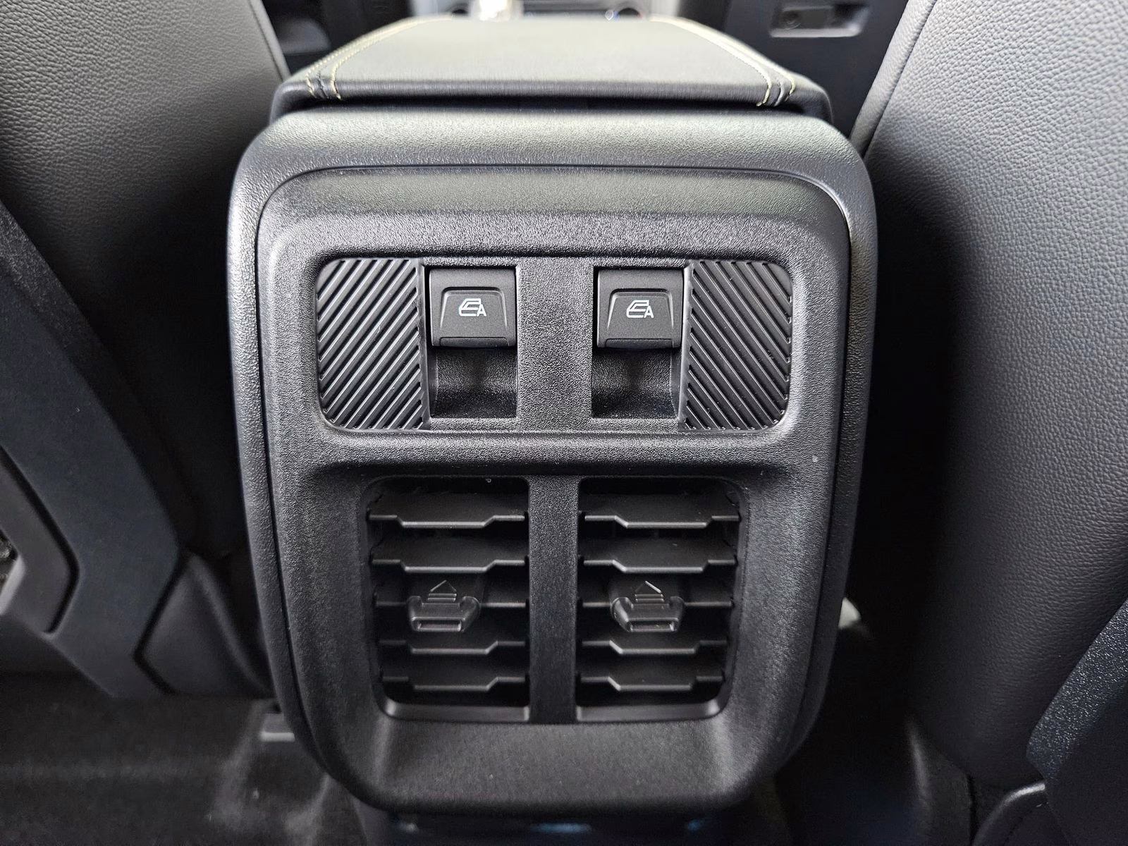 2026 Avalanche Ford Bronco Badlands 4X4 SUV