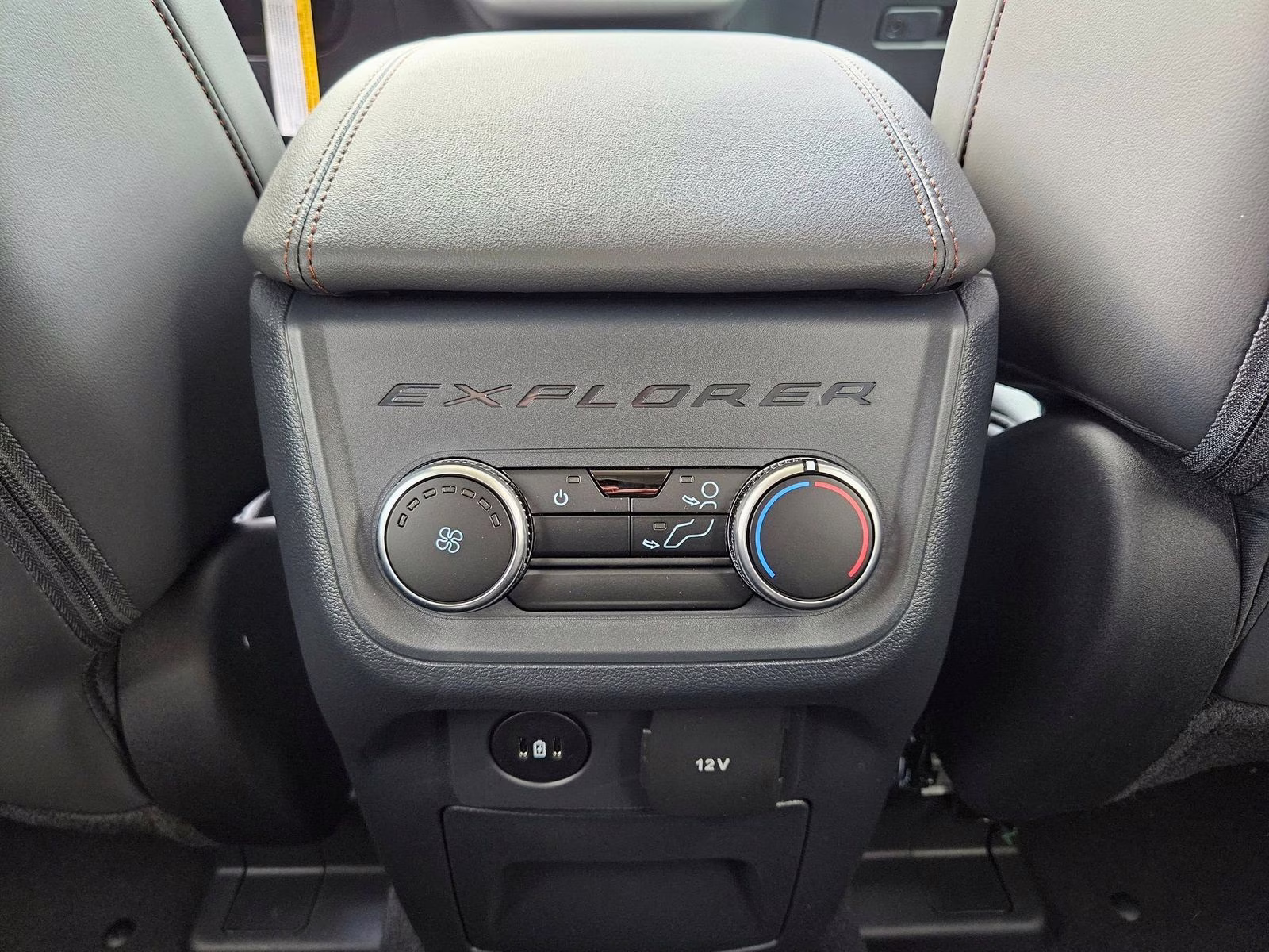 2026 White Metallic Ford Explorer Active RWD SUV