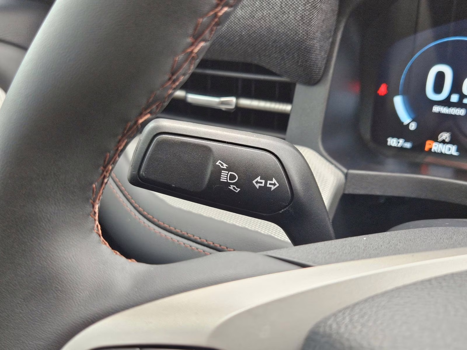 2026 Vapor Blue Ford Explorer Active RWD SUV