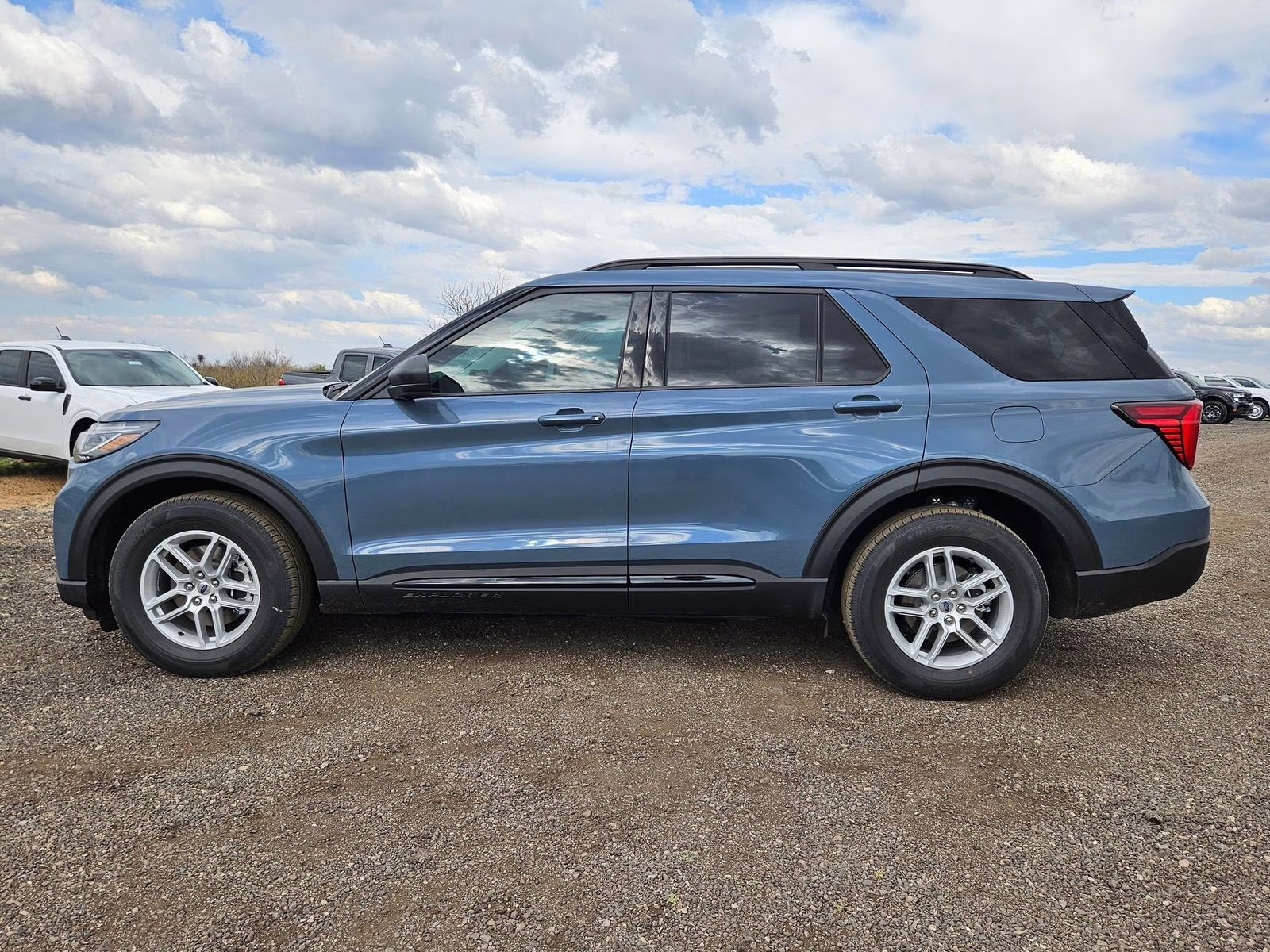 2026 Vapor Blue Ford Explorer Active RWD SUV
