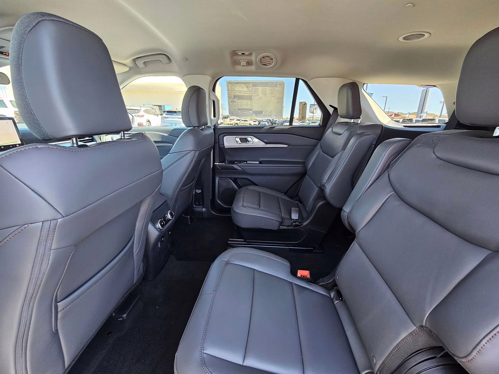 2026 Black Metallic Ford Explorer Active RWD SUV