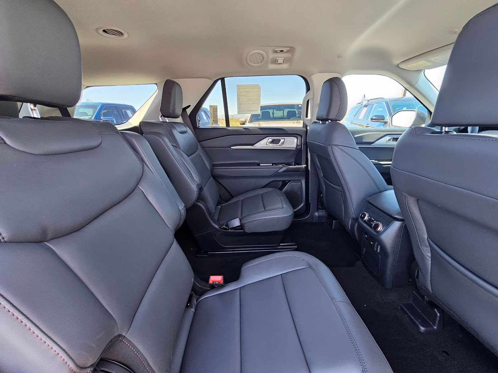 2026 Black Metallic Ford Explorer Active RWD SUV