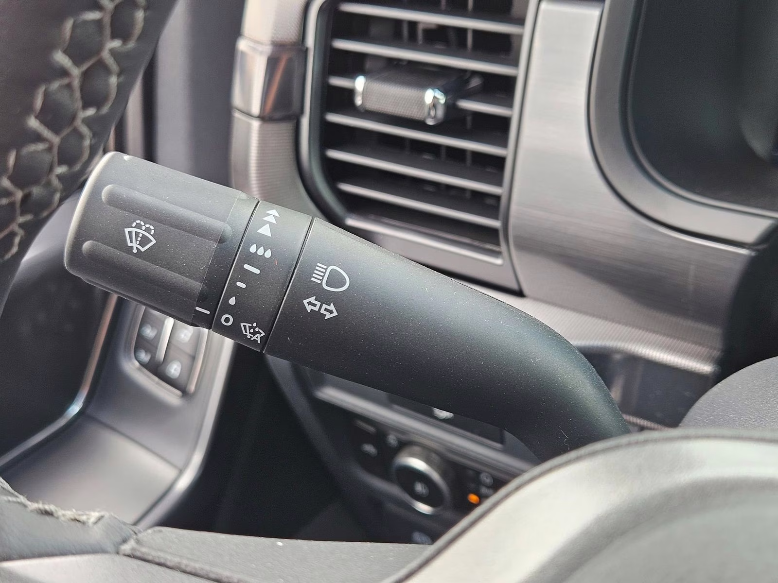 2026 Black Metallic Ford F-150 Lariat 4X4 Truck