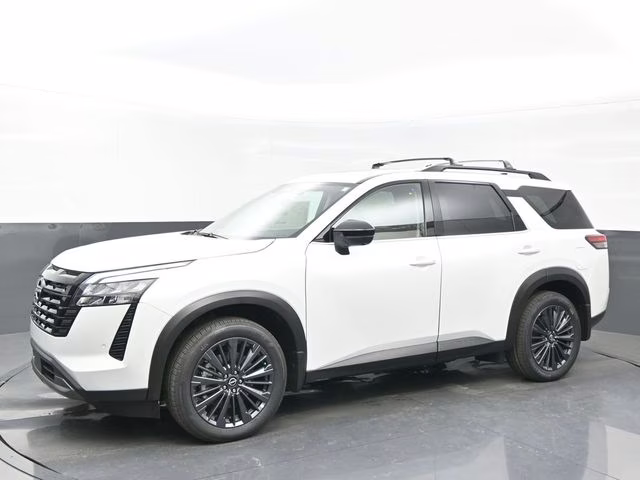 2026 Everest White Pearl Tricoat Nissan Pathfinder SL 4X4 SUV